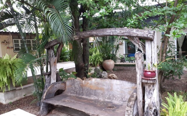 Baan Hom Lamoon
