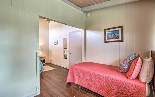 Oceanfront Kona Home w/ Beach Access & Views!