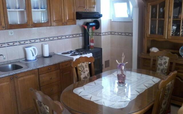 Mari - barbecue - A2Lile (2+2)