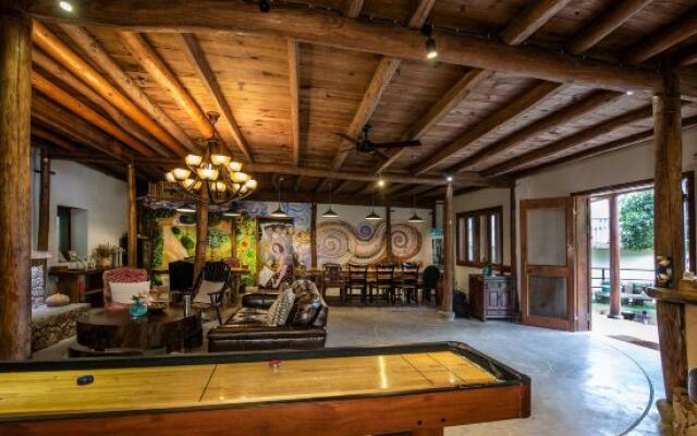 Moganshan Fuyaji Holiday Boutique Hostel