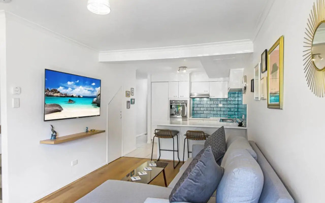 Unit 2 'Coolum Terraces', Coolum Beach