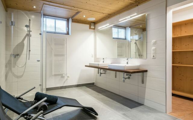 Wooden Chalet in Salzburg With Terrace