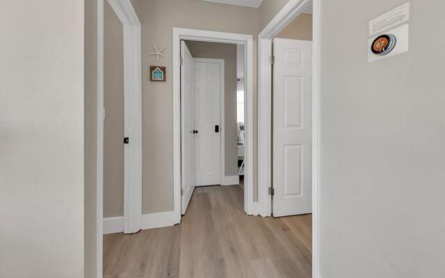 Crystal Village II, Unit 16B