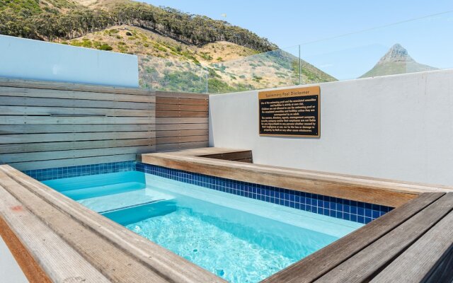 One Calais Luxury Apartments