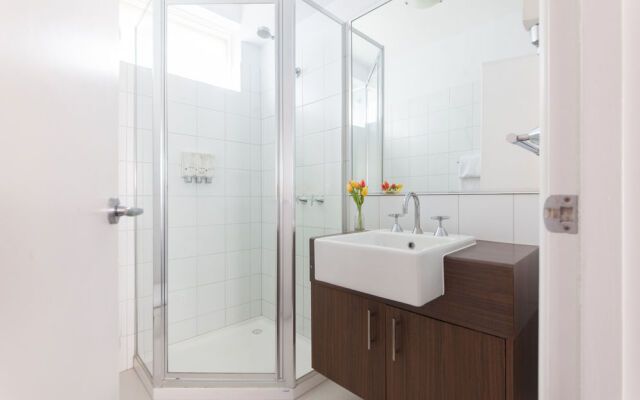 Easystay Studio Apartments