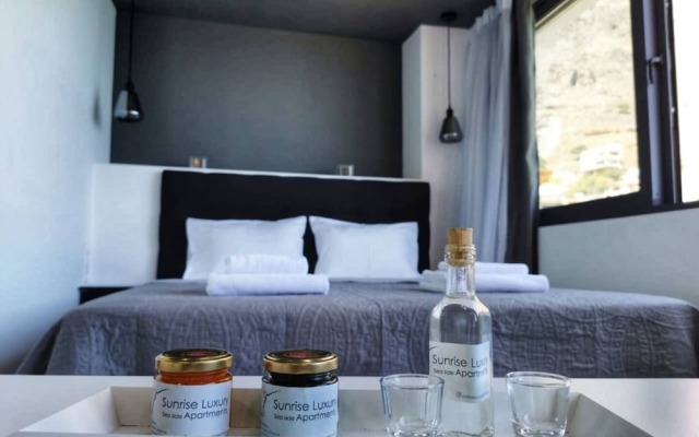 Sunrise Luxury Seaside Apartment