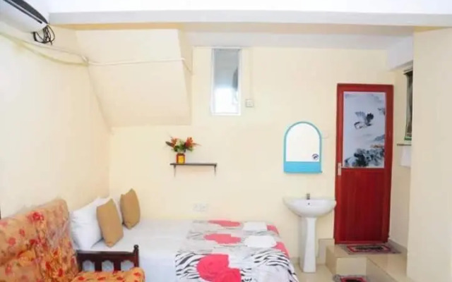 Manimalar Lodge