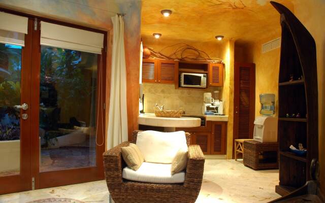 Villas Sacbe Condo Hotel and Beach Club