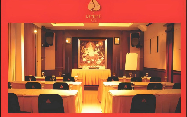 Savali Hotel
