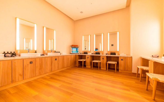 Rusutsu Resort Hotel & Convention
