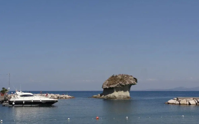 Villa La Favola With sea View