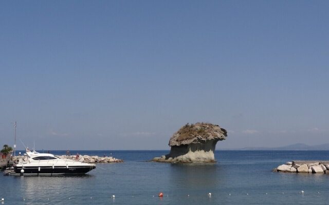 Villa La Favola With sea View