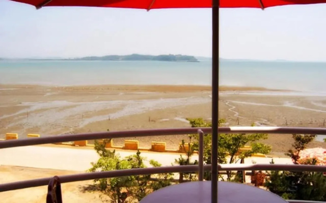 Hwaseong Beach Town Pension