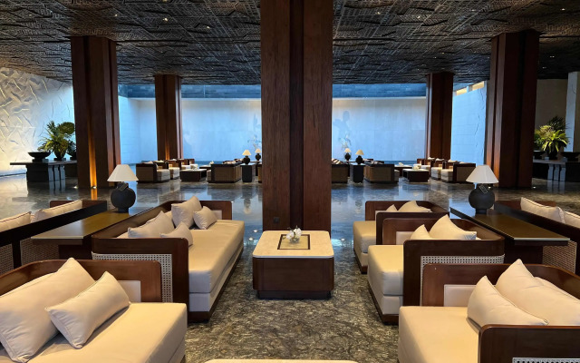 Bali Beach Hotel