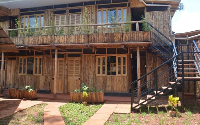 Jinja Backpackers