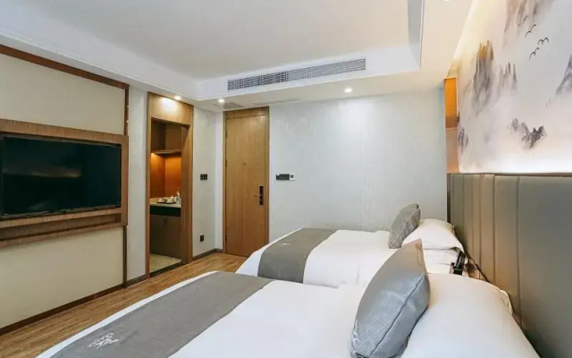 Greentree Eastern Anshun Town Huangguoshu Avenue J