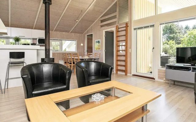 10 Person Holiday Home in Hjorring-by Traum