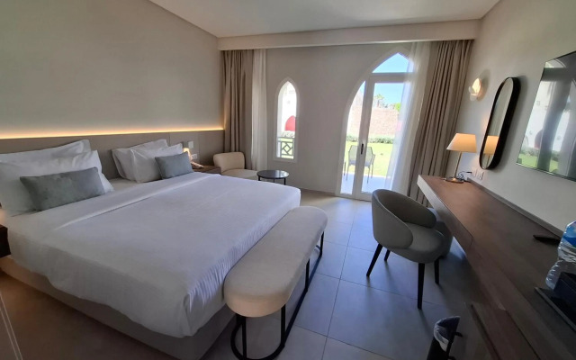 Reef Oasis Beach Resort
