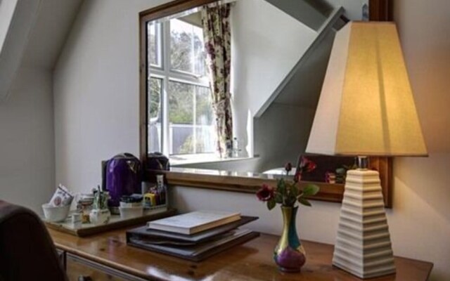 Church House - Guest House