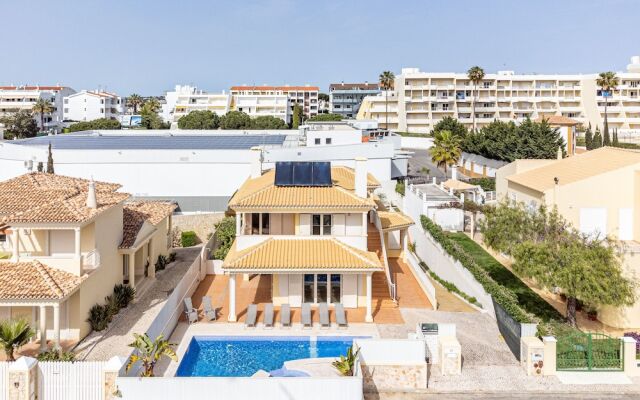 Villa Ribeiro by HelloVacations