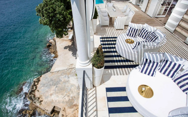 Villa Mey's Place On The Beach