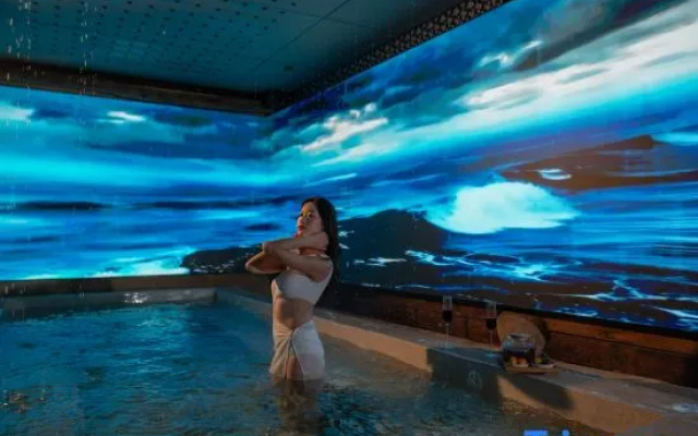 Anji Jane Eyre Hot Spring B&B