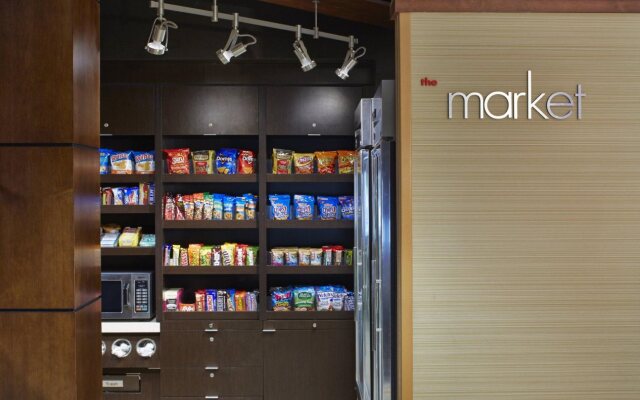 Courtyard by Marriott Bloomington by Mall of America