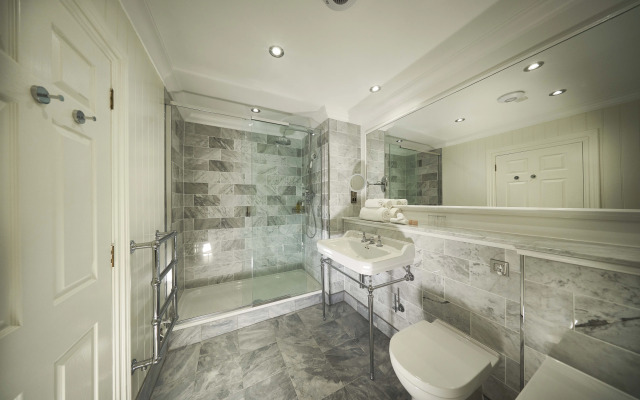 Golf View Hotel & Spa