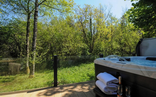 23 Meadow Retreat