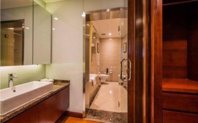 Qingdao Center Hotel and Apartment