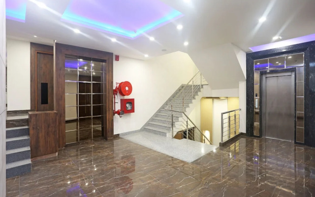 OYO 9384 Hotel Ashirwad