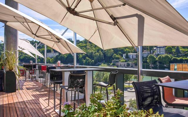 Novotel Lyon Centre Confluence Bord de Saone