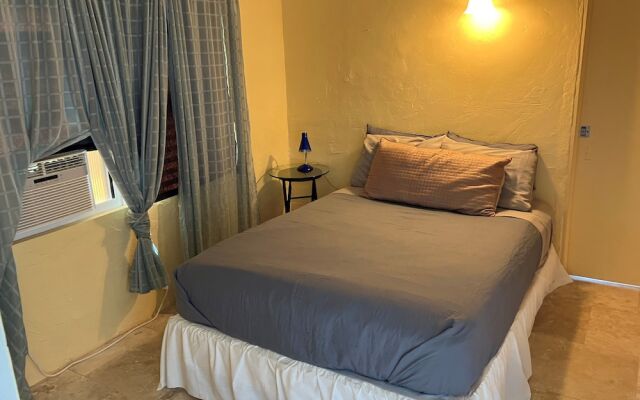 Bananaquit House