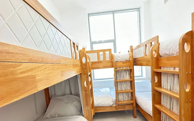 Alphatel Hostel-Dubai World Trade Centre