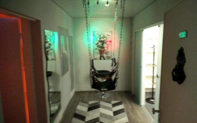 Exclusiv-Mietapartment (BDSM)-Heidelberg