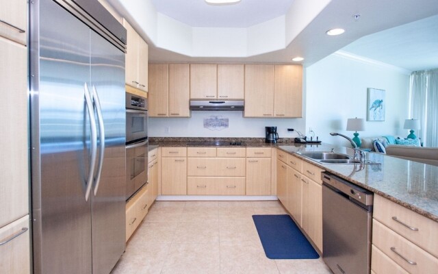 Crb0216 2 Bedroom Condo