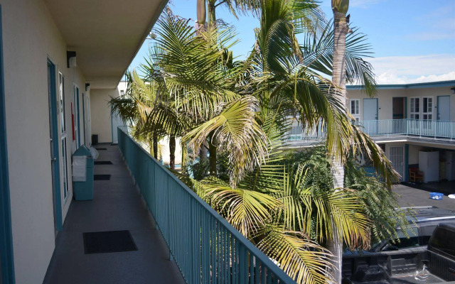 Seaside Motel