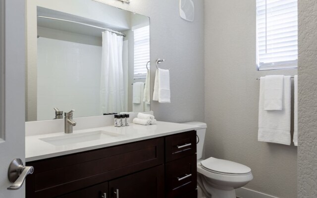 Domio Tempe Luxurious 2BR Gym