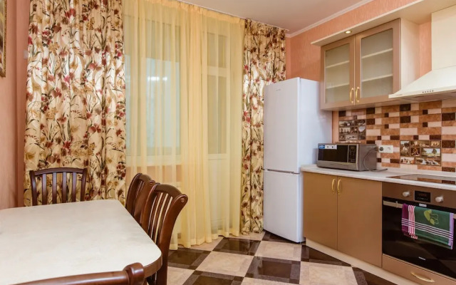 Отель Nadobu Hotel Poznyaki