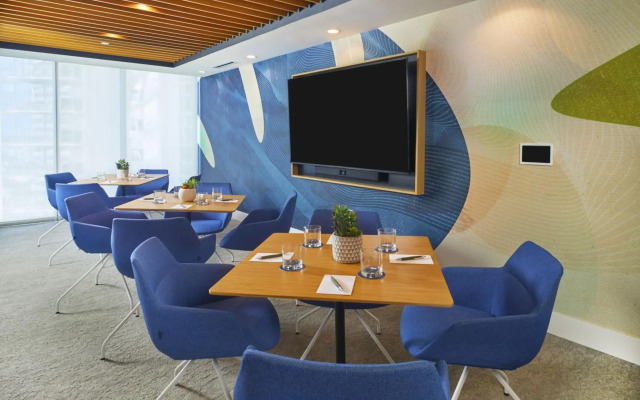 Renaissance Honolulu Hotel & Spa