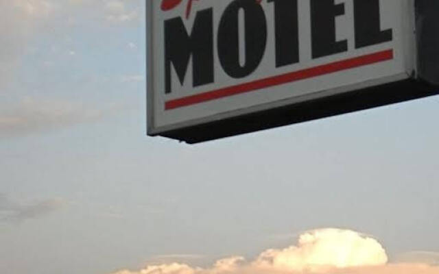 Springmount Motel