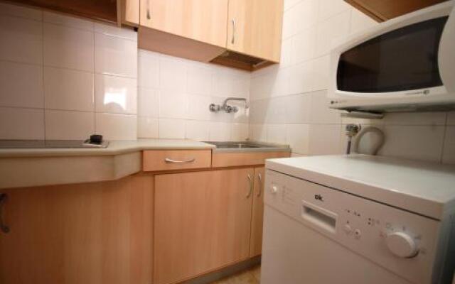 Lets Holidays Comfortable Apartment Near Beach