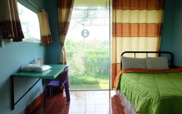Khuan Pron Holiday Home