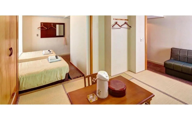 Okinawa Sunplaza Hotel