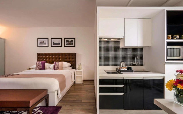 Grand Mercure Bangalore – Guest Rooms – Bangalore