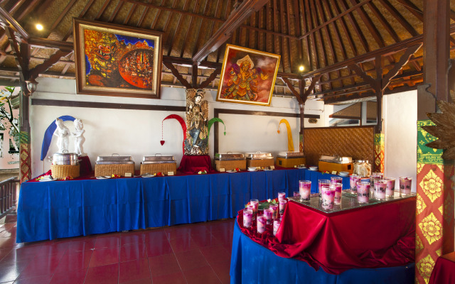 Bali Taman Beach Resort & Spa - Lovina