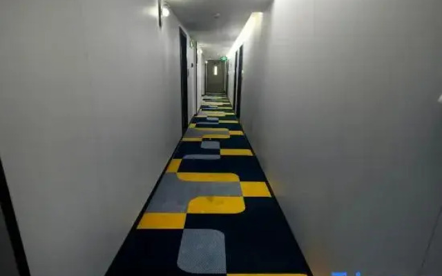 Xingji Huangting  Hotel
