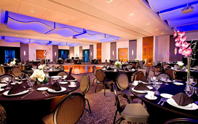 Aloft Mount Laurel