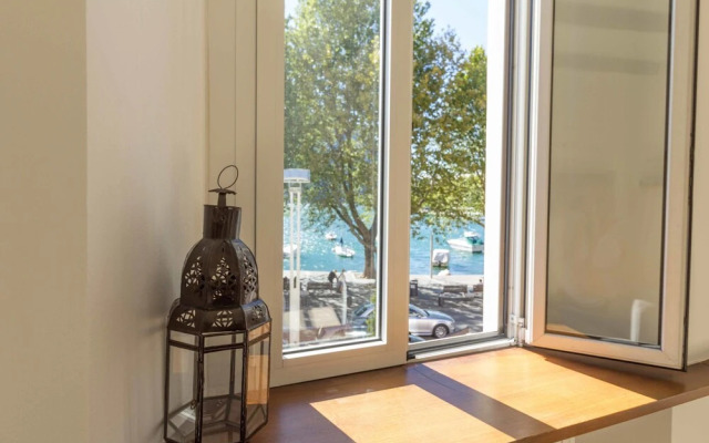 Lungolago Holiday Home