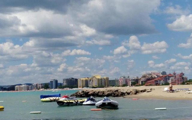 Harmony Suites Apartment